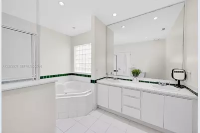 6610 Santona St, Coral Gables, FL 33146 - Photo 12
