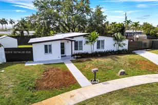 7971 NW 179th St, Hialeah, FL 33015 - Photo 1