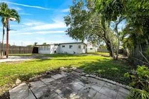 7971 NW 179th St, Hialeah, FL 33015 - Photo 28