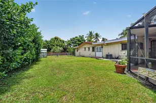 8461 SW 68th St Rd, Miami, FL 33143 - Photo 16