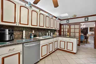 8461 SW 68th St Rd, Miami, FL 33143 - Photo 56