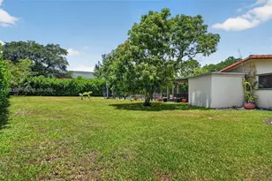 8461 SW 68th St Rd, Miami, FL 33143 - Photo 14