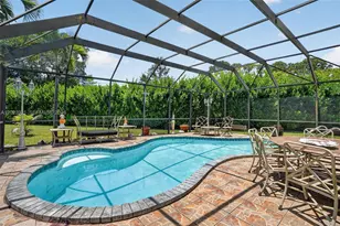 8461 SW 68th St Rd, Miami, FL 33143 - Photo 14
