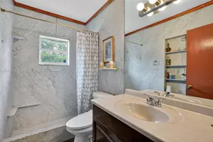 8461 SW 68th St Rd, Miami, FL 33143 - Photo 10
