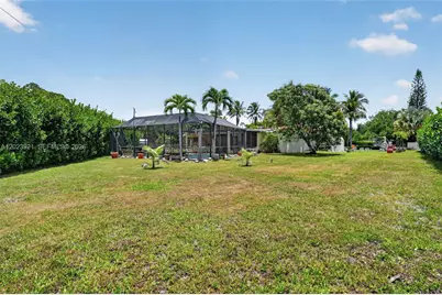 8461 SW 68th St Rd, Miami, FL 33143 - Photo 12