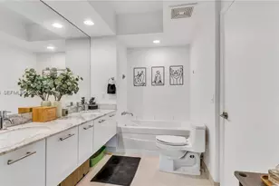 [Address not provided], Miami, FL 33131 - Photo 14