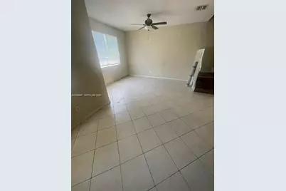 2004 Marsh Harbor Dr, Riviera Beach, FL 33404 - Photo 12