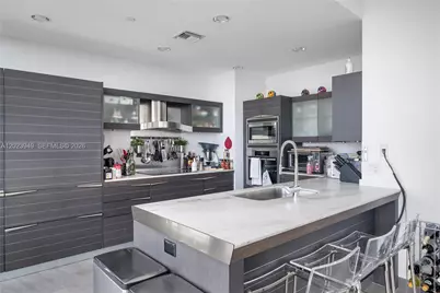 [Address not provided], Miami, FL 33131 - Photo 4