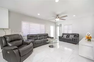 228 W 18th St, Hialeah, FL 33010 - Photo 18