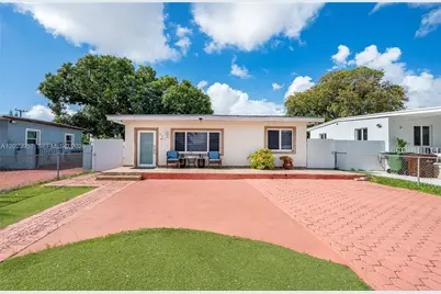 228 W 18th St, Hialeah, FL 33010 - Photo 2