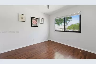201 NW 106th Ter, Pembroke Pines, FL 33026 - Photo 18
