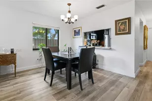 201 NW 106th Terrace, Pembroke Pines, FL 33026 - Photo 4