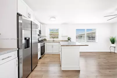 17 Lyndhurst #A, Deerfield Beach, FL 33442 - Photo 2