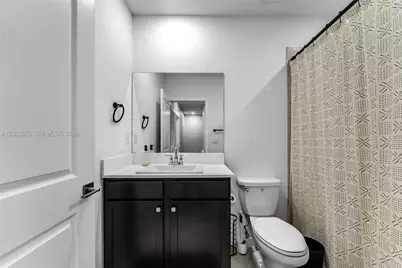 914 SE 18th St, Homestead, FL 33034 - Photo 12