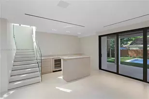 330 SW 19th Rd, Miami, FL 33129 - Photo 16