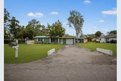 1313 E Cleveland Ave, Lehigh Acres, FL 33972 - Photo 4