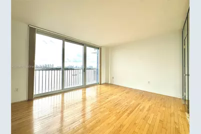 800 West Ave #823, Miami Beach, FL 33139 - Photo 12
