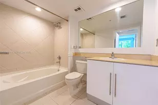 335 S Biscayne Blvd, Miami, FL 33131 - Photo 10