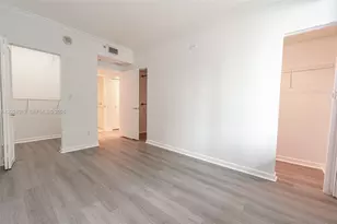335 S Biscayne Blvd, Miami, FL 33131 - Photo 14
