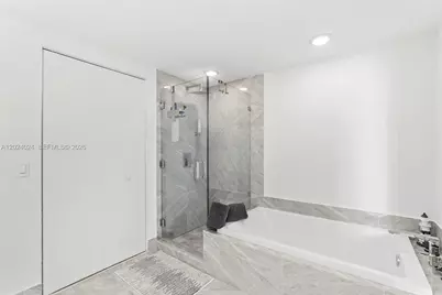 801 S Miami Ave #4405, Miami, FL 33130 - Photo 26