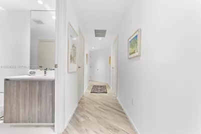 801 S Miami Ave #4405, Miami, FL 33130 - Photo 8