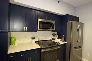 3215 NE 184th St, Aventura, FL 33160 - Photo 12