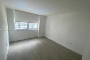 1155 Brickell Bay Dr, Miami, FL 33131 - Photo 10