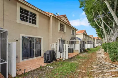 850 Sorrento Dr, Weston, FL 33326 - Photo 22