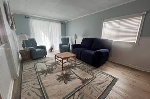 8709 SW 15th St, Davie, FL 33324 - Photo 4