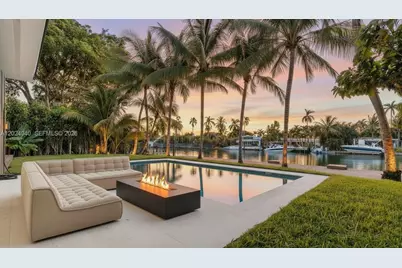 550 S Shore Dr, Miami Beach, FL 33141 - Photo 2