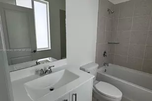 663 SE 13th St Cir, Homestead, FL 33034 - Photo 12