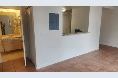 185 SE 14th Ter #1609, Miami, FL 33131 - Photo 18