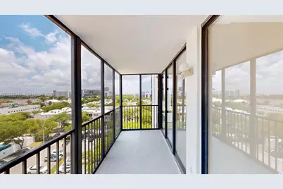 20100 W Country Club Dr #801, Aventura, FL 33180 - Photo 36