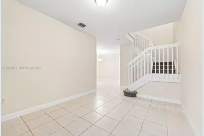 2511 SE 15th Ct, Homestead, FL 33035 - Photo 4