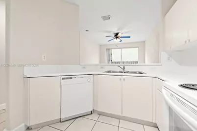 2511 SE 15th Ct, Homestead, FL 33035 - Photo 10