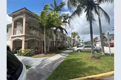 1271 SE 27th St #101, Homestead, FL 33035 - Photo 4