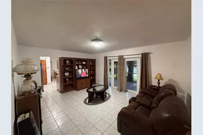 8121 SW 205th St, Cutler Bay, FL 33189 - Photo 22