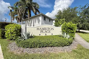 906 SE 17th St, Homestead, FL 33034 - Photo 2