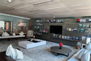 1080 Brickell Ave, Miami, FL 33131 - Photo 16