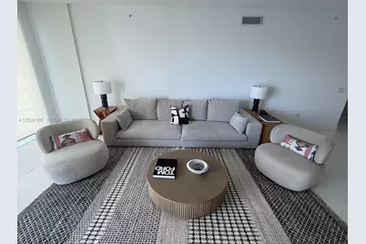 17301 Biscayne Blvd #2305, North Miami Beach, FL 33160 - Photo 2