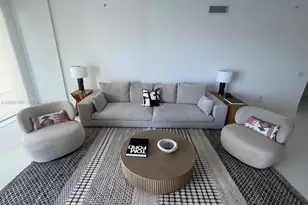 17301 Biscayne Blvd, North Miami Beach, FL 33160 - Photo 2