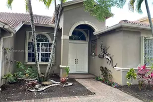 3885 E Hibiscus St, Weston, FL 33332 - Photo 4