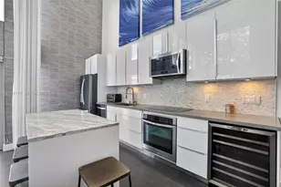 900 4th St, Miami Beach, FL 33139 - Photo 14