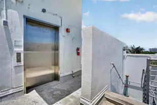 900 4th St, Miami Beach, FL 33139 - Photo 36