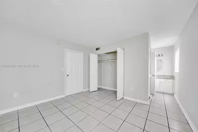 2011 Bay Dr #12, Miami Beach, FL 33141 - Photo 12