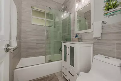 1130 NE 143rd St, North Miami, FL 33161 - Photo 18