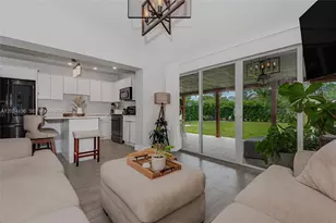 1130 NE 143rd St, North Miami, FL 33161 - Photo 4