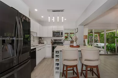 1130 NE 143rd St, North Miami, FL 33161 - Photo 12