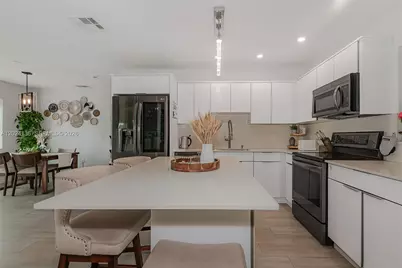 1130 NE 143rd St, North Miami, FL 33161 - Photo 2