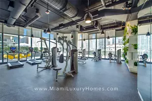 45 SW 9th St, Miami, FL 33130 - Photo 22